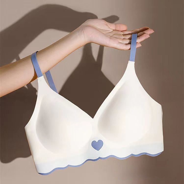Bralette Triangle Set - Bra Tak Terlihat Mulus untuk Wanita