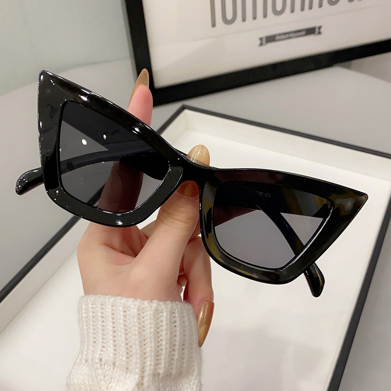 Kacamata Hitam Vintage Bingkai - Sunglasses Cat Eye ulasan dan harga