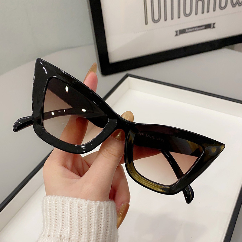 Kacamata Hitam Vintage Bingkai - Sunglasses Cat Eye ulasan dan harga